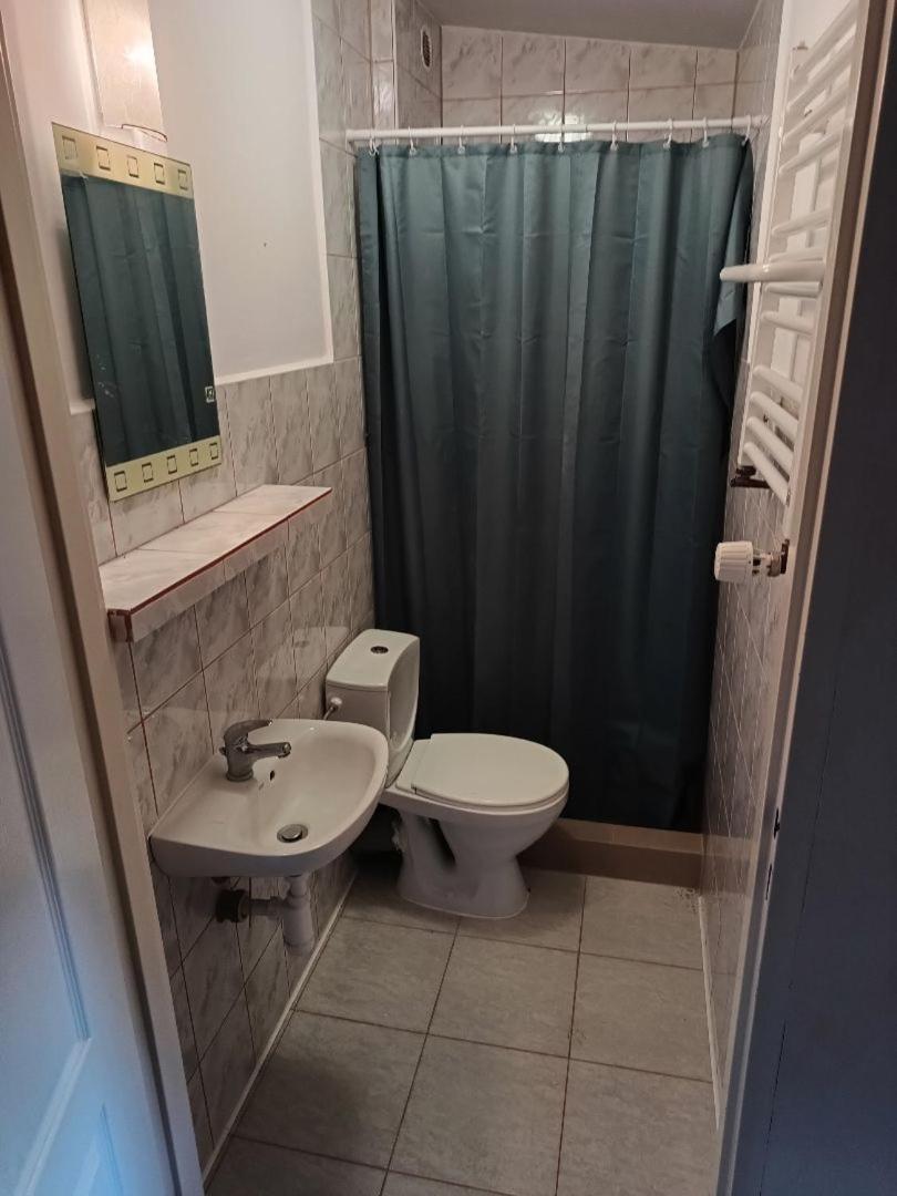 Zajazd Lesny Tuszyn Exteriér fotografie