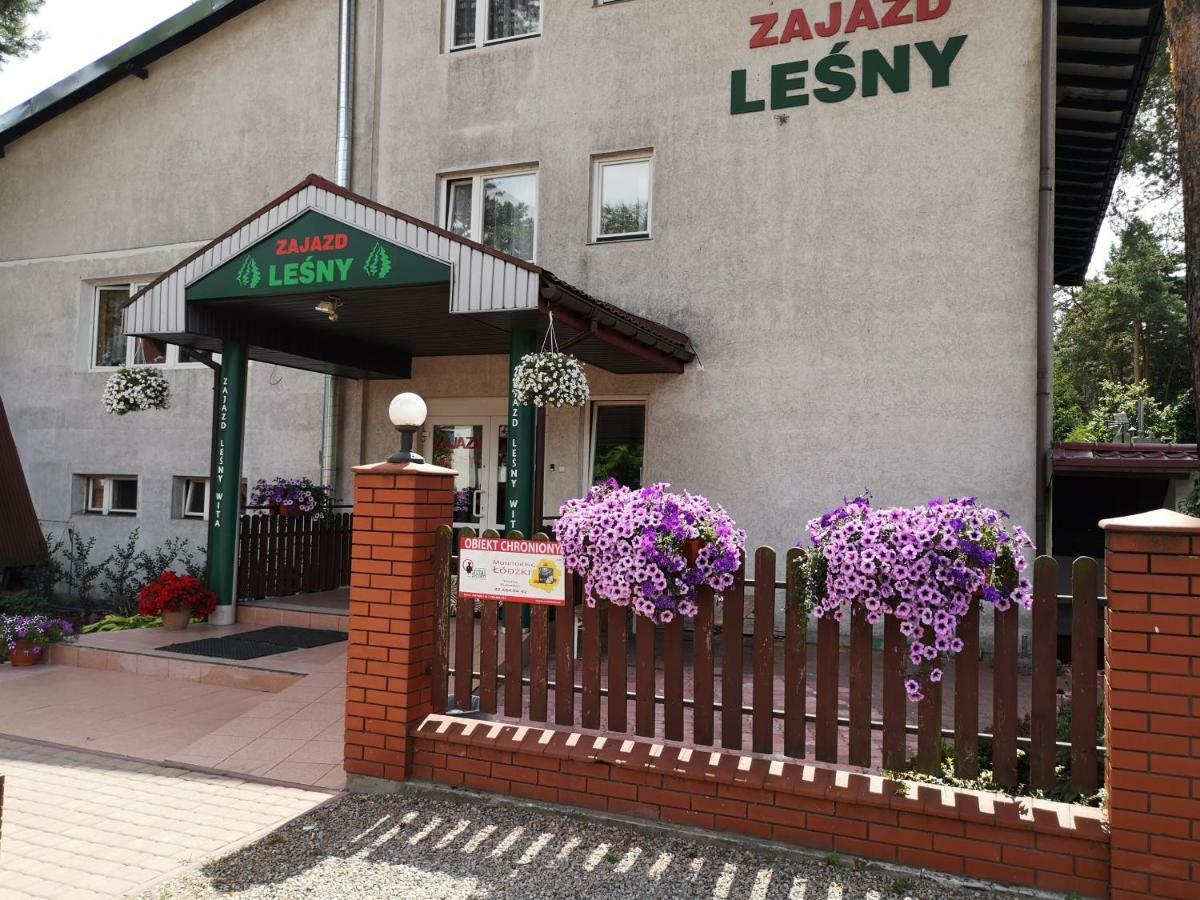 Zajazd Lesny Tuszyn Exteriér fotografie