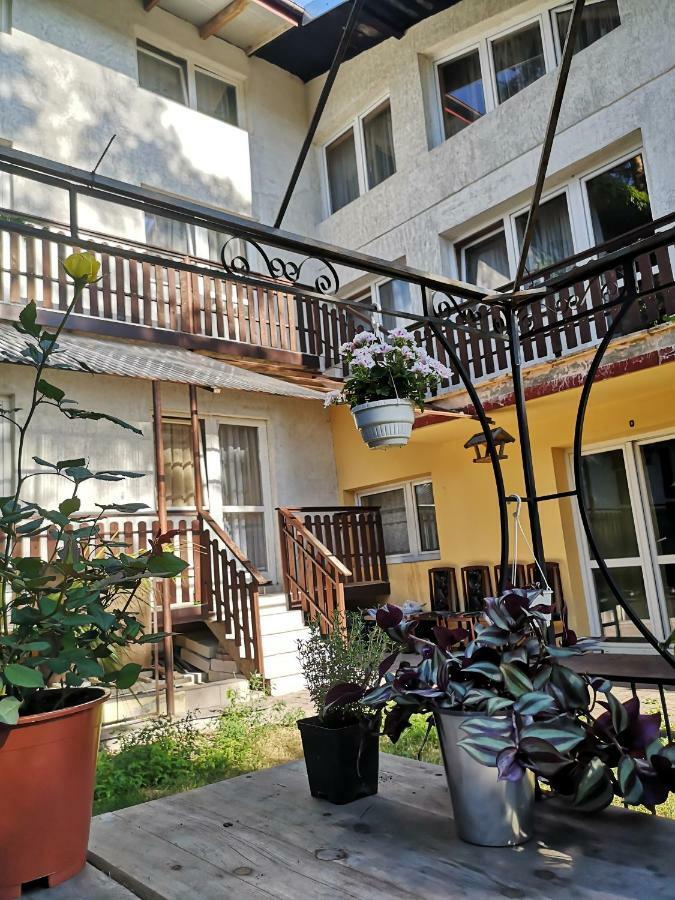Zajazd Lesny Tuszyn Exteriér fotografie